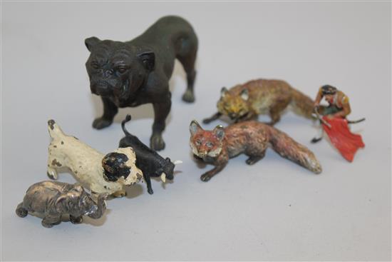 Two Austrian cold painted bronze models of foxes, Bulldog 3.75in.